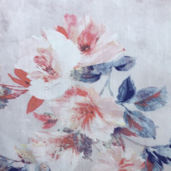 ODDY V-neck Button Front Floral Rayon Blouse Size S/M - Picture 6 of 9